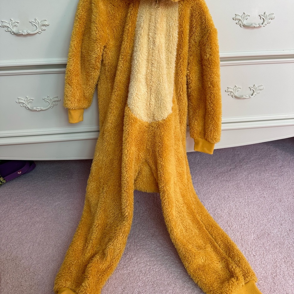 Disney lion king onesie size 3T